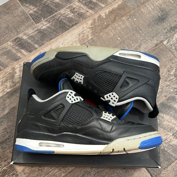 Jordan 4 alternate motorsports - Picture 1 of 9